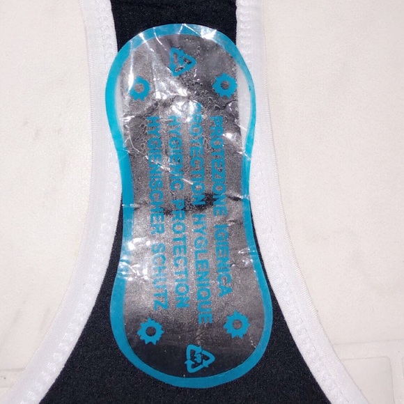 RED HOAKA “IN FRONT OF FAMILY” BOTTOMS - Picture 4 of 4